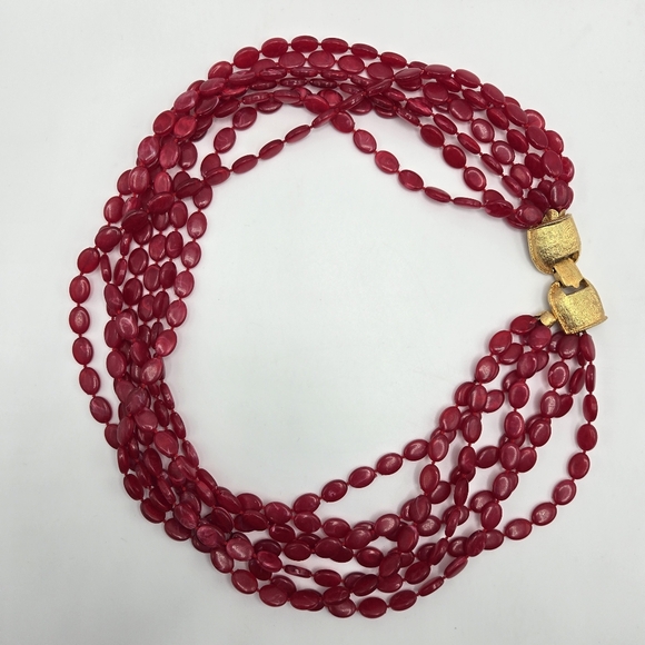 Vintage Acrylic Plastic Necklace Multistrand Beaded Red Fancy Clasp Retro Funky - Picture 2 of 5